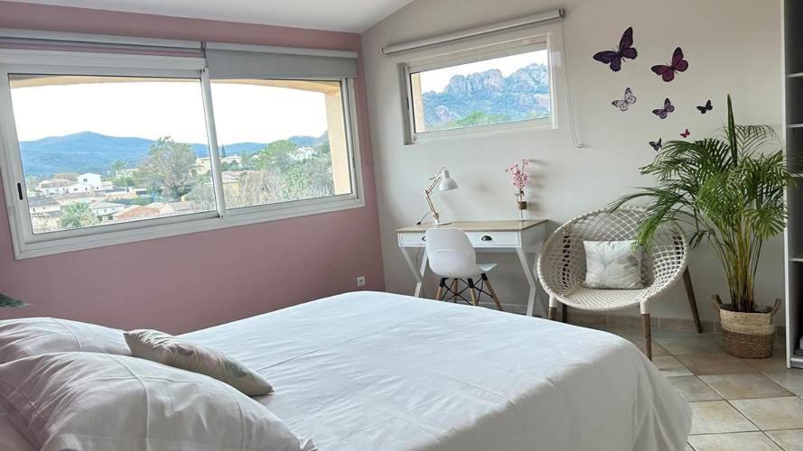2 Hebergements - 10 Couchages - Parking, Piscine, Jacuzzi - Convivialite 로크부른수르알젠스 외부 사진