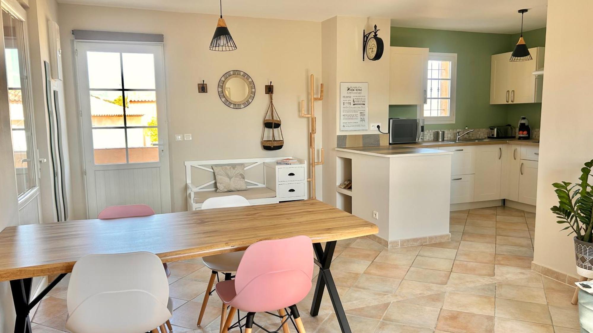 2 Hebergements - 10 Couchages - Parking, Piscine, Jacuzzi - Convivialite 로크부른수르알젠스 외부 사진
