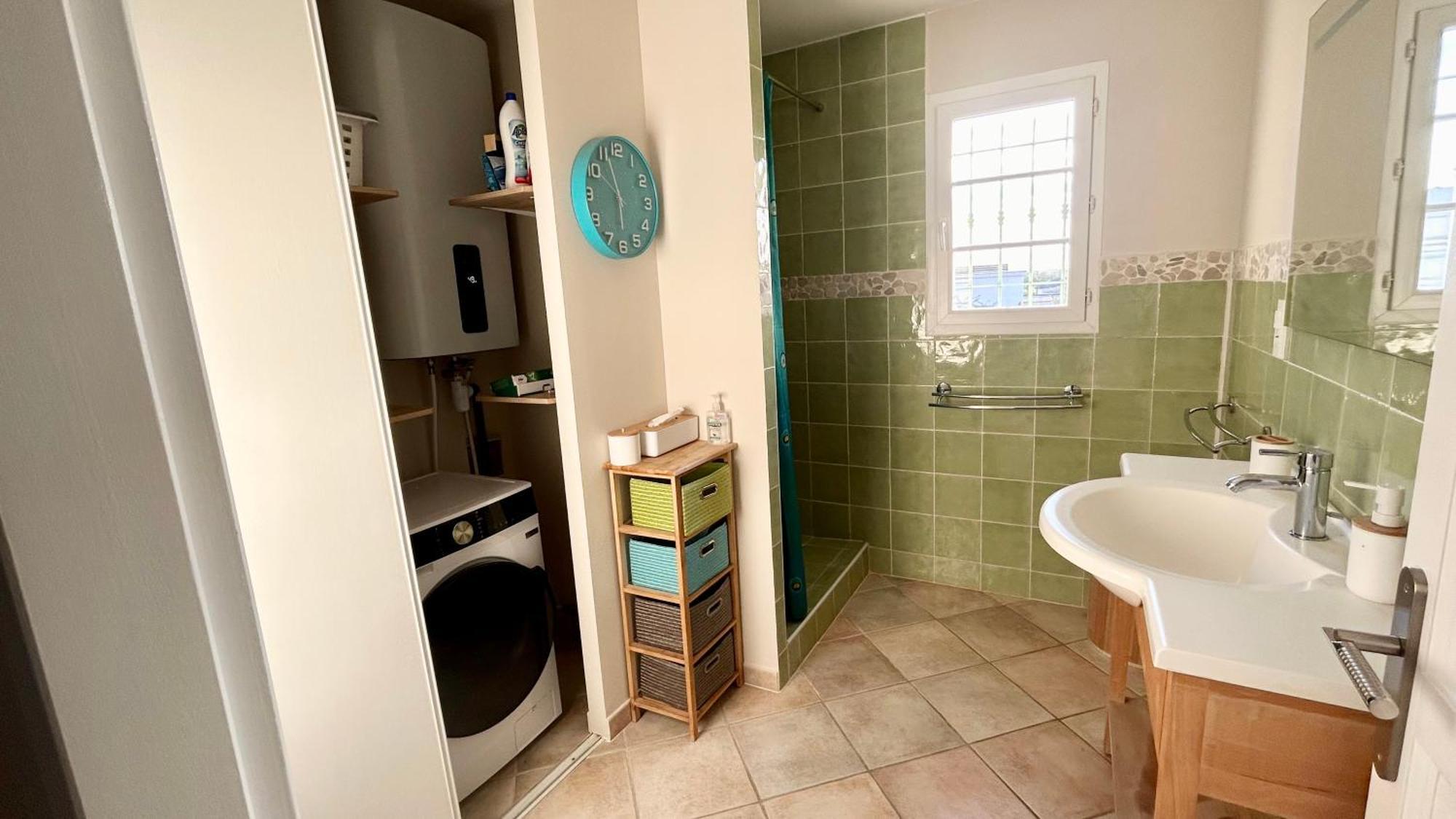 2 Hebergements - 10 Couchages - Parking, Piscine, Jacuzzi - Convivialite 로크부른수르알젠스 객실 사진